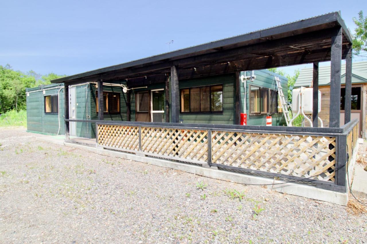 Clione Campground Hostel Sari Kültér fotó