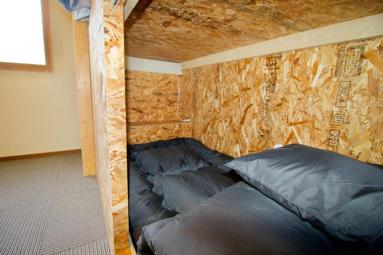 Clione Campground Hostel Sari Kültér fotó