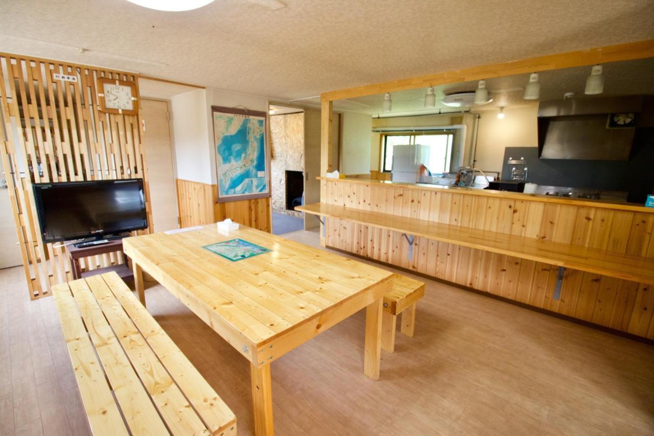 Clione Campground Hostel Sari Kültér fotó