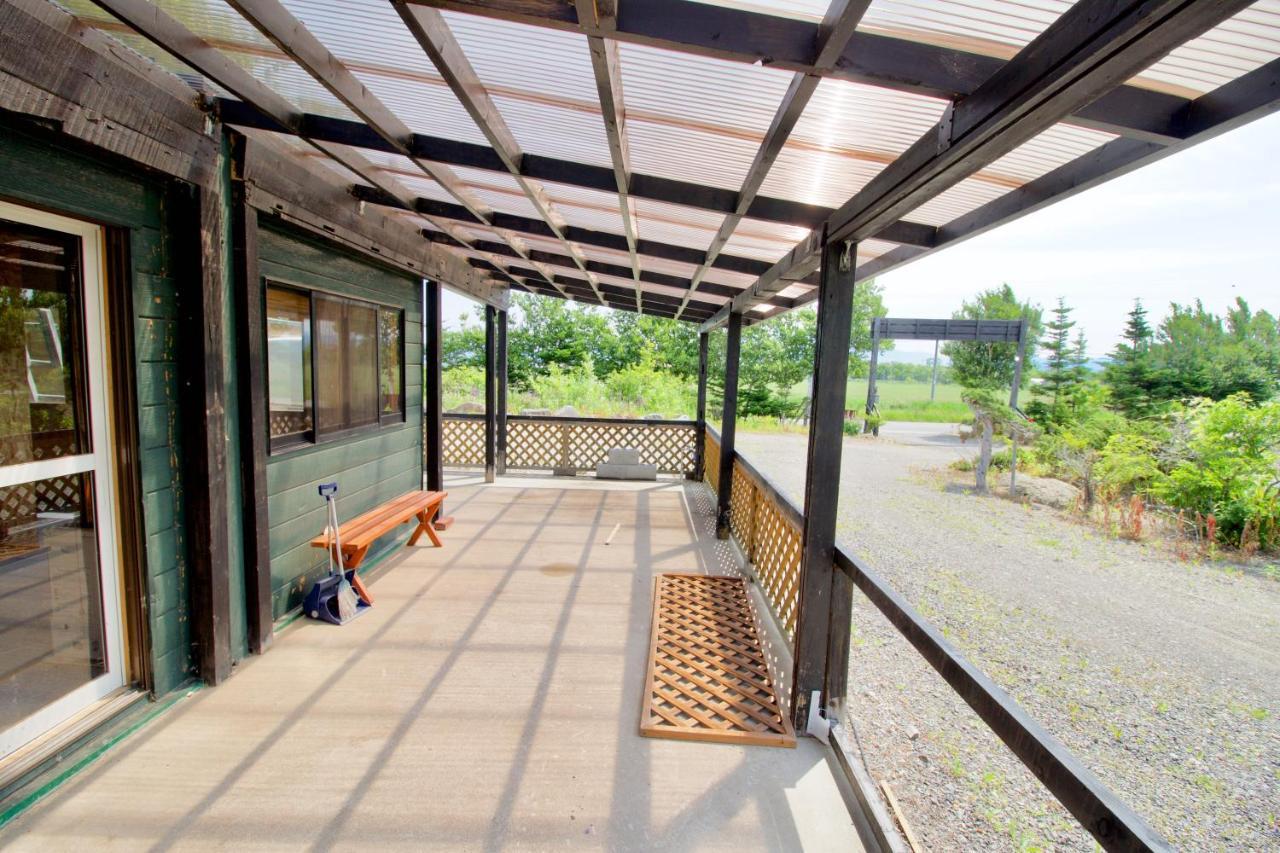 Clione Campground Hostel Sari Kültér fotó