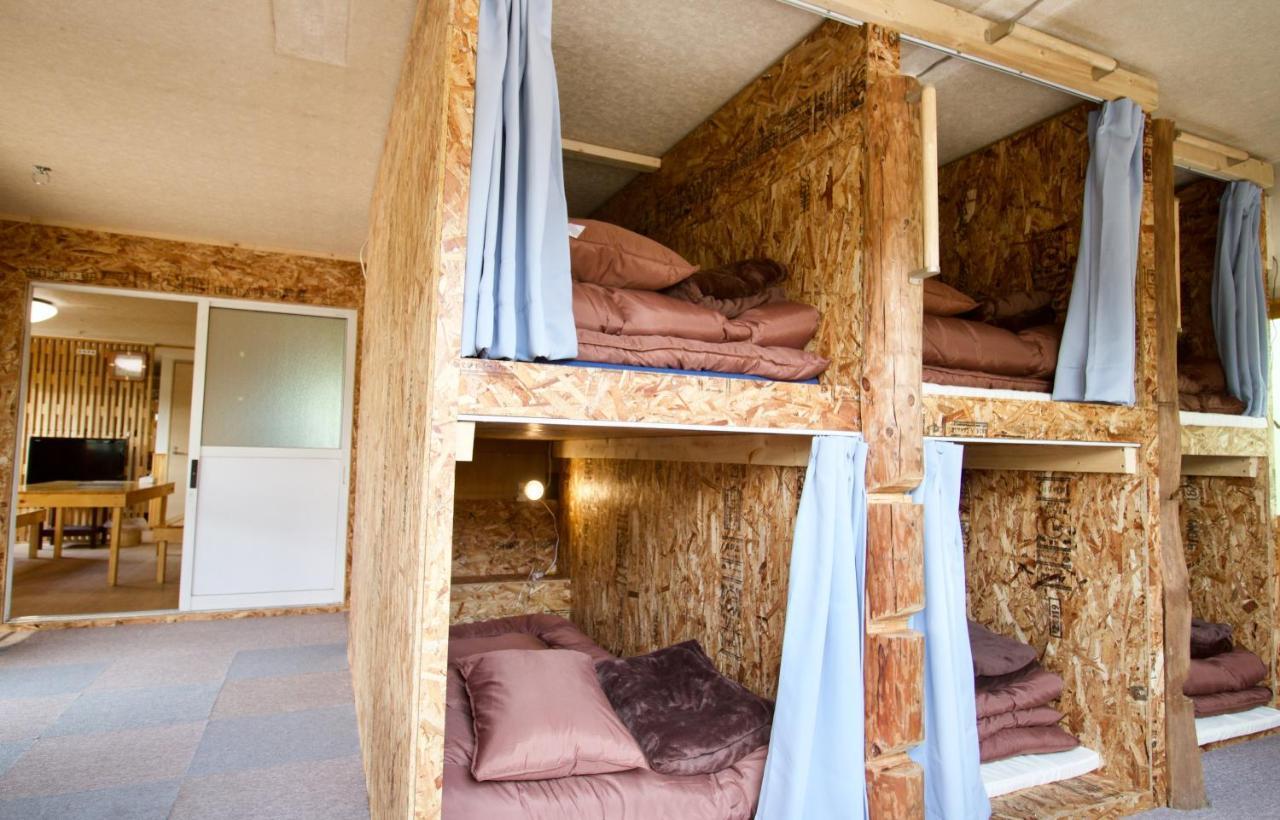 Clione Campground Hostel Sari Kültér fotó