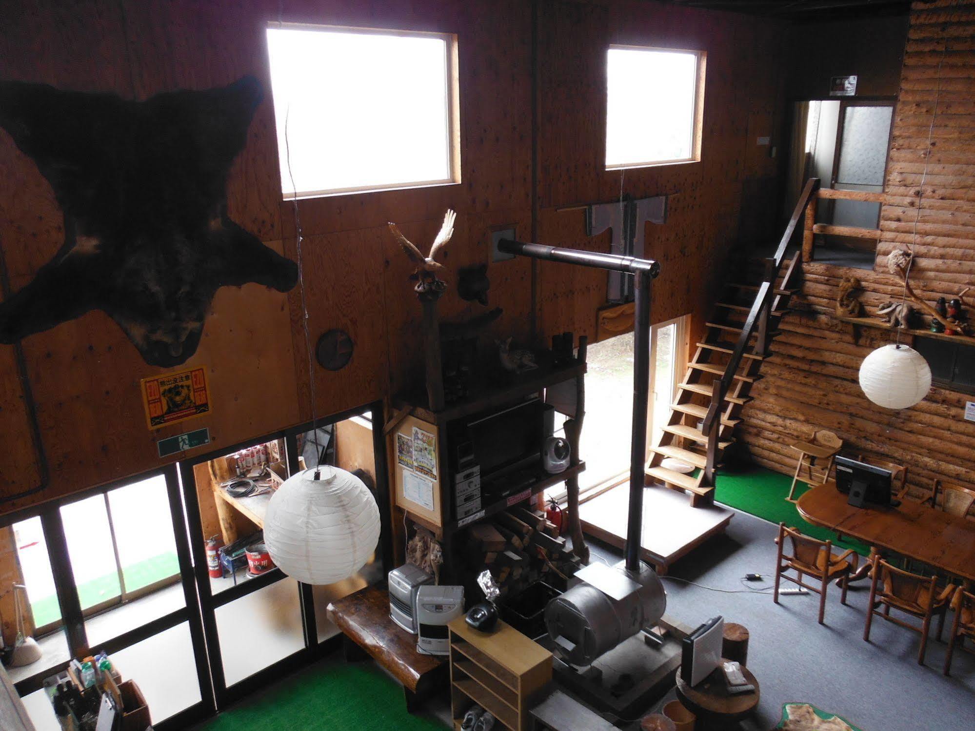 Clione Campground Hostel Sari Kültér fotó