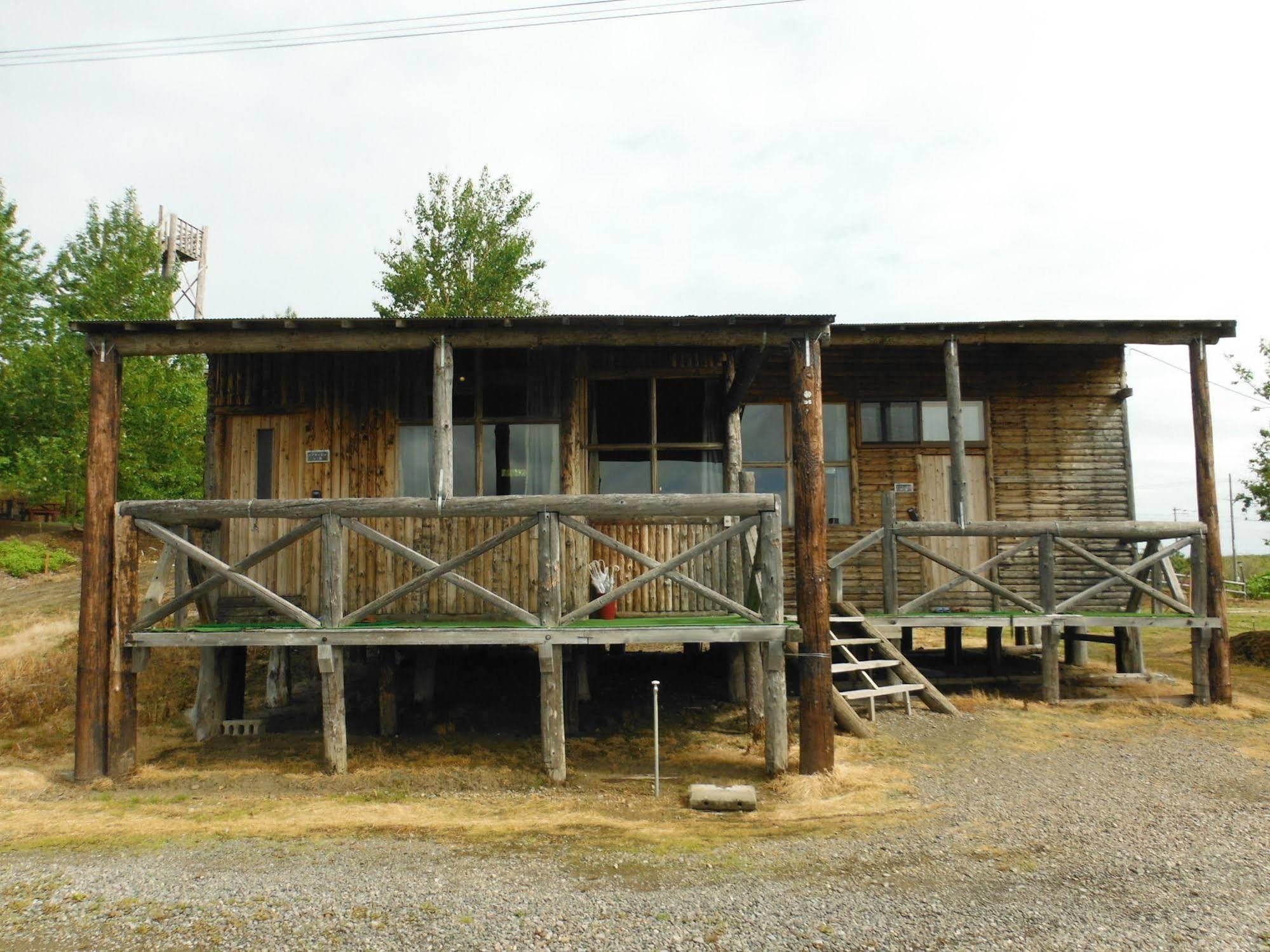 Clione Campground Hostel Sari Kültér fotó