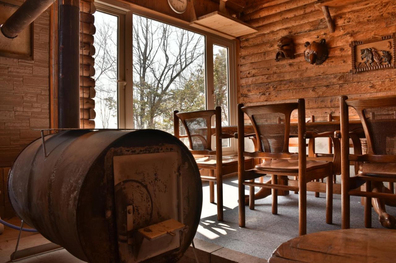 Clione Campground Hostel Sari Kültér fotó