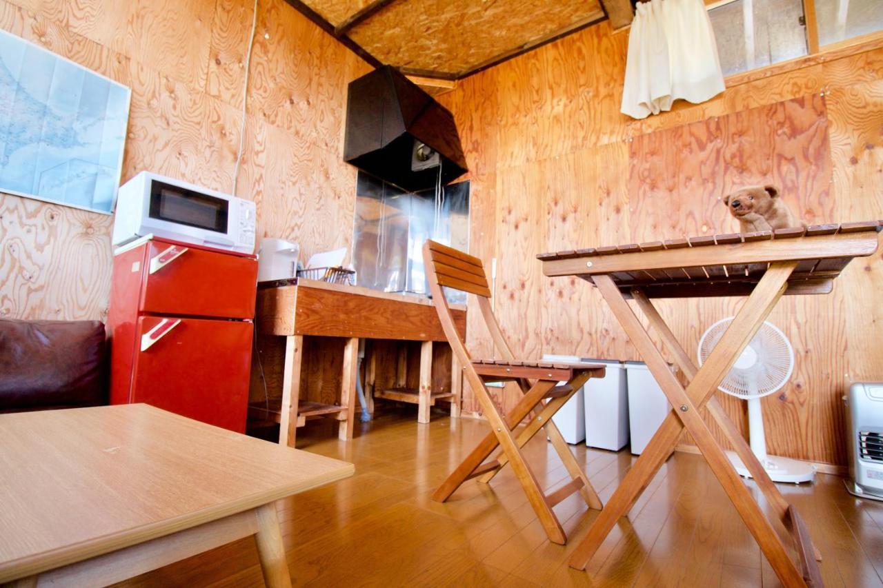 Clione Campground Hostel Sari Kültér fotó