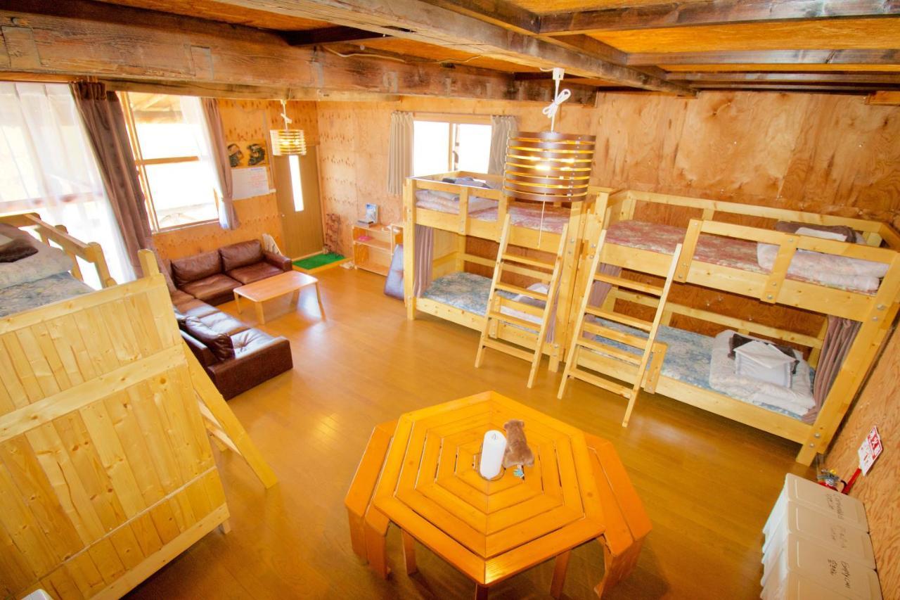 Clione Campground Hostel Sari Kültér fotó
